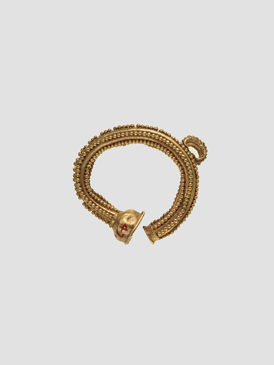 Necklace pendants and beads, Gold, Babylonian