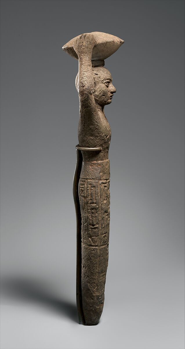 Foundation figure of Ur-Namma holding a basket, Copper alloy, Neo-Sumerian