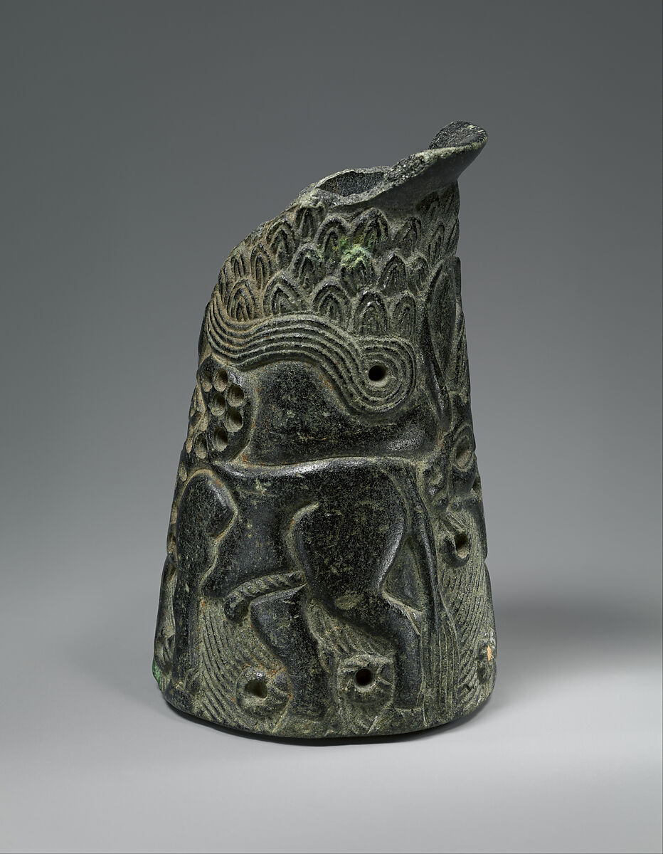 Vessel with two zebu, Chlorite, calcite inlay