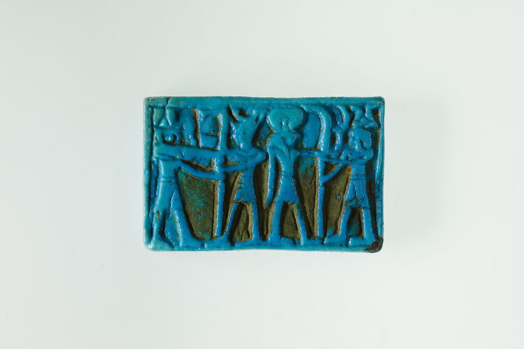 Spacer-bead with images of divinities and a king