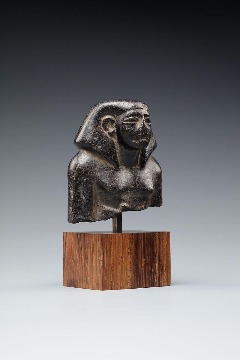 Head and Upper Torso of a Seated Official, Steatite or serpentinite