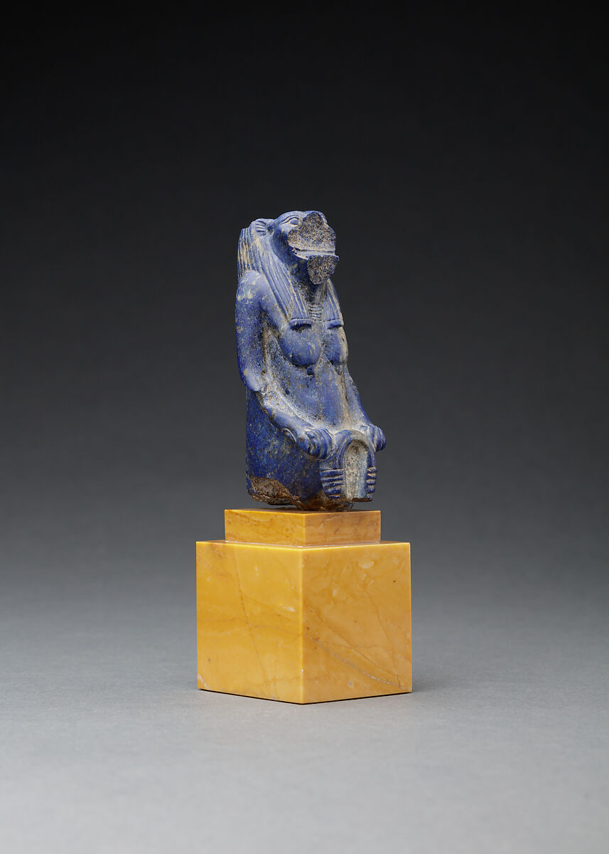 Upper Half of a Hippo Goddess Presenting a Sa-sign, Lapis lazuli