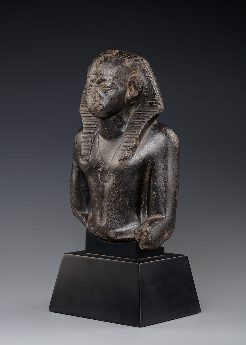 Upper Part of a Seated Statue of Pharaoh Senwosret III or Amenemhat III, Steatite or serpentinite