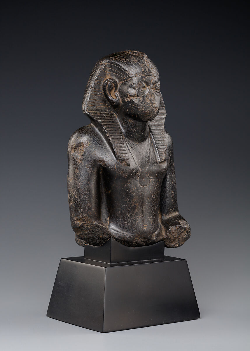 Upper Part of a Seated Statue of Pharaoh Senwosret III or Amenemhat III, Steatite or serpentinite