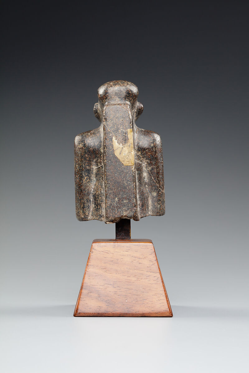 Upper Part of a Seated Figure in a Long Kilt, Serpentinite (?)