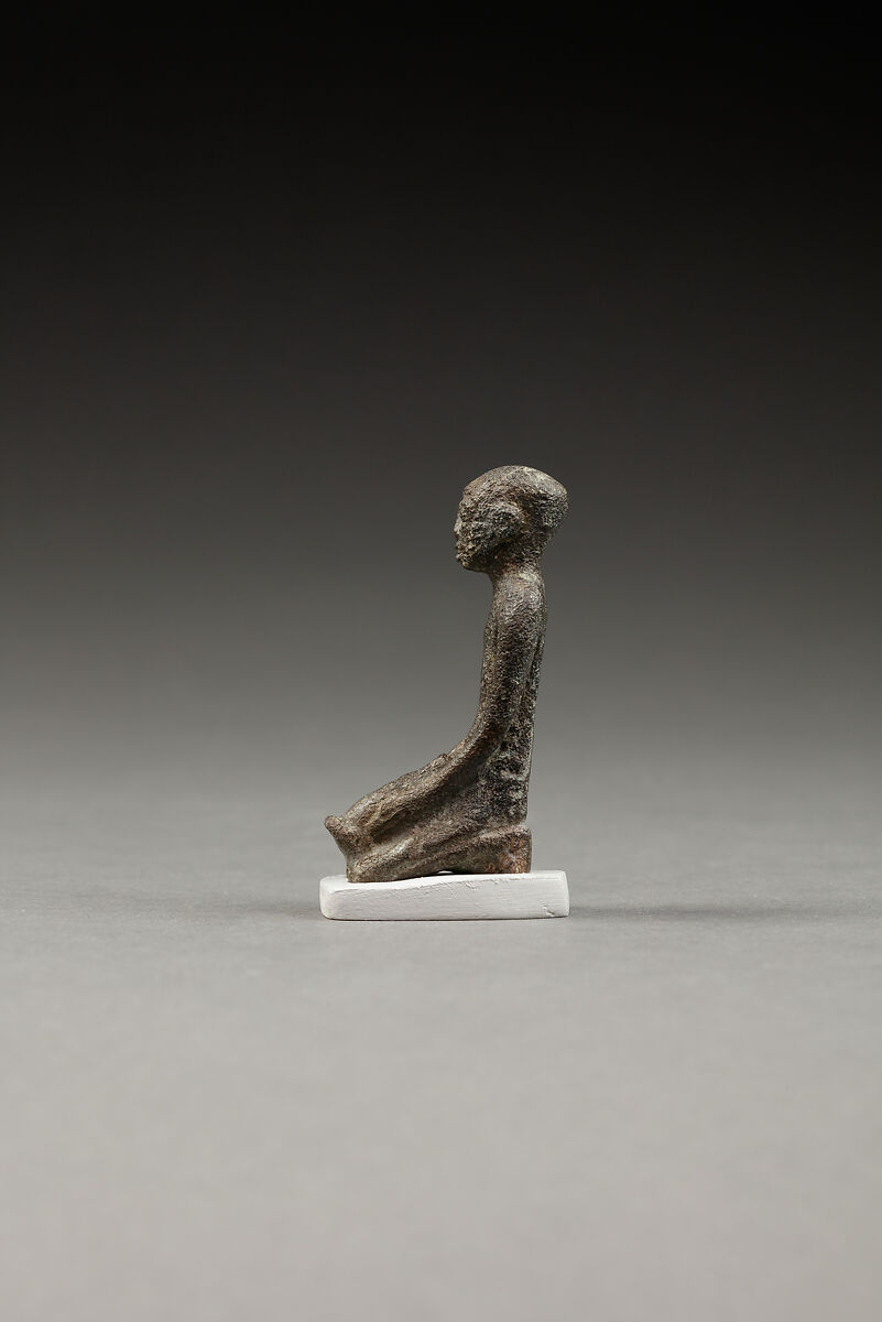Kneeling Priest, Pouring Libation, Copper alloy