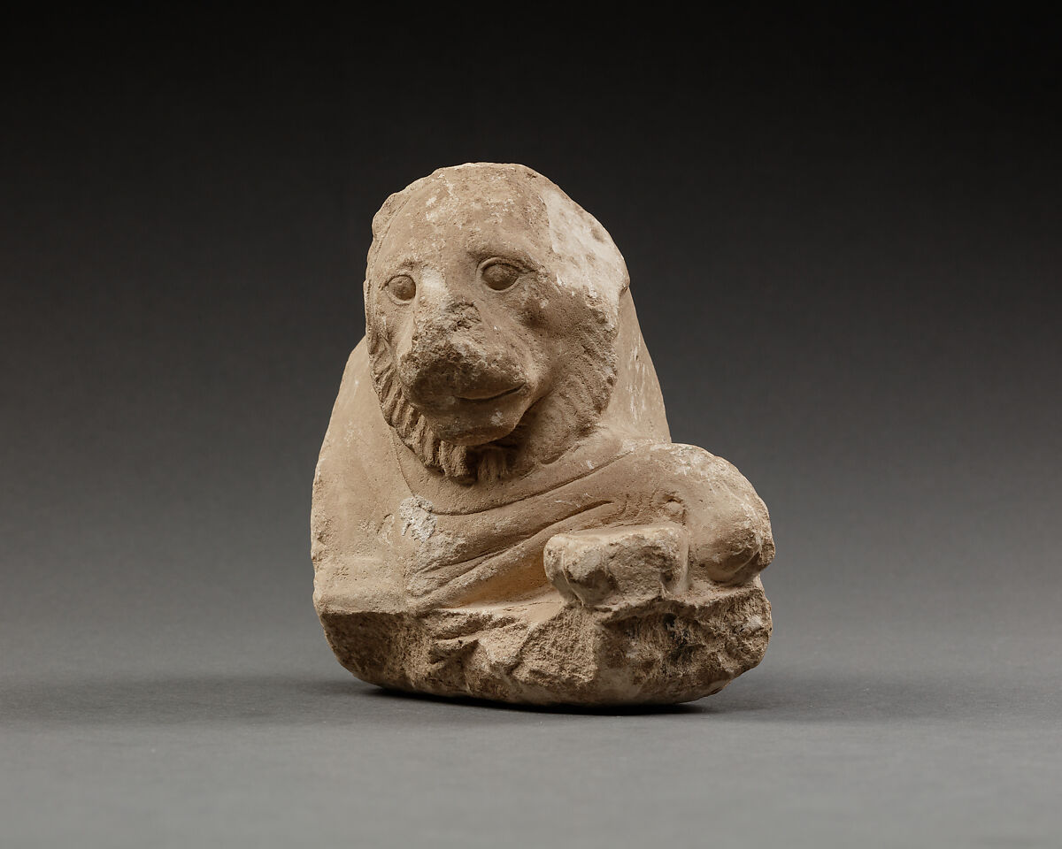 Forepart of a reclining lion, Limestone
