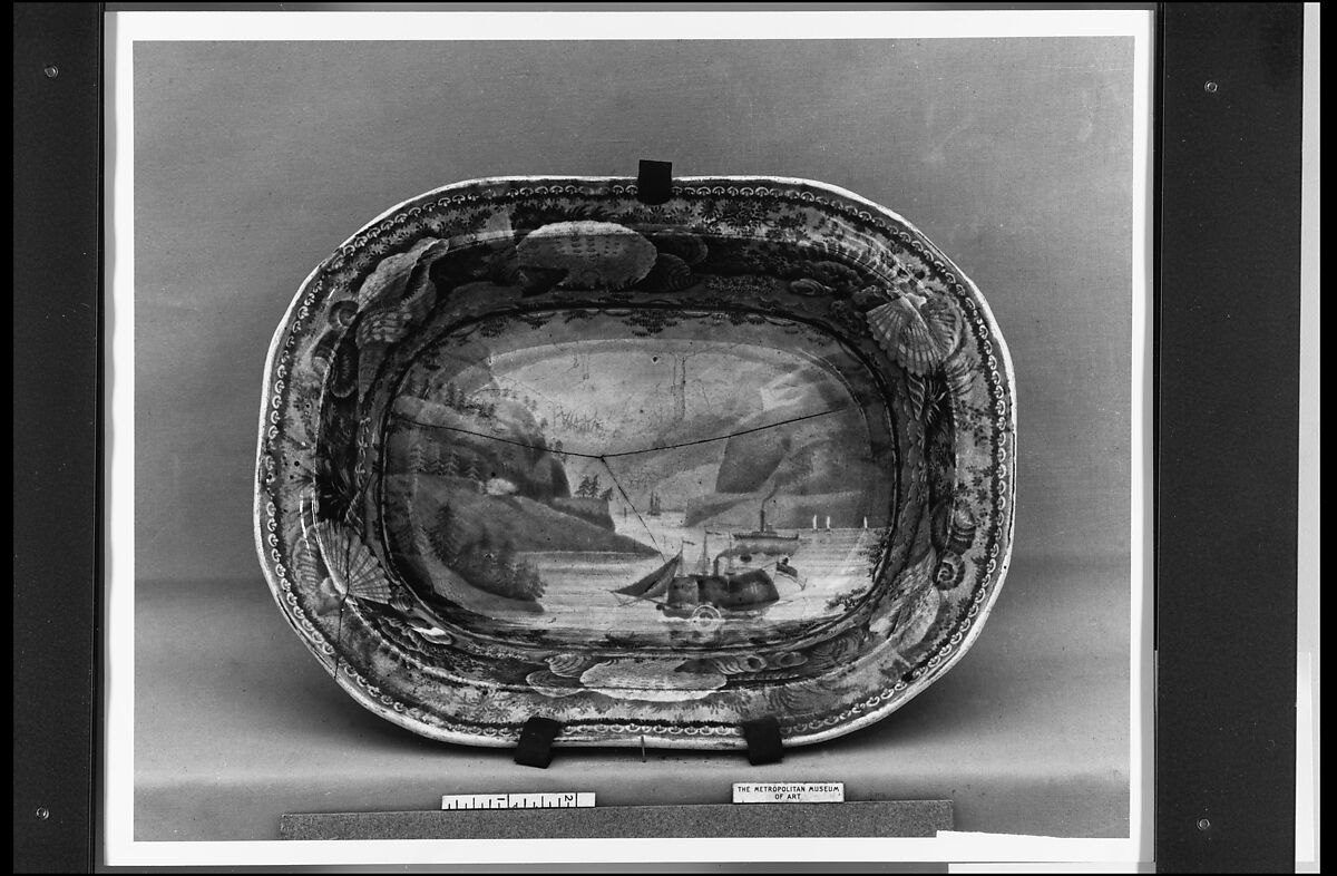 Dish, Enoch Wood &amp; Sons (British, active Burslem, 1818–46), Earthenware, transfer-printed, British (American market) 