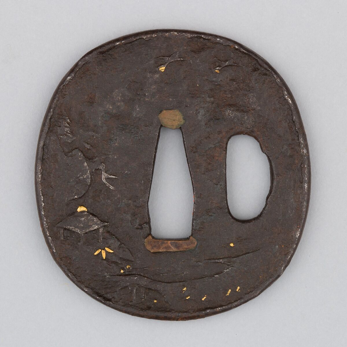 Sword Guard (Tsuba), Iron, copper, gold, copper-silver alloy (shibuichi), Japanese 