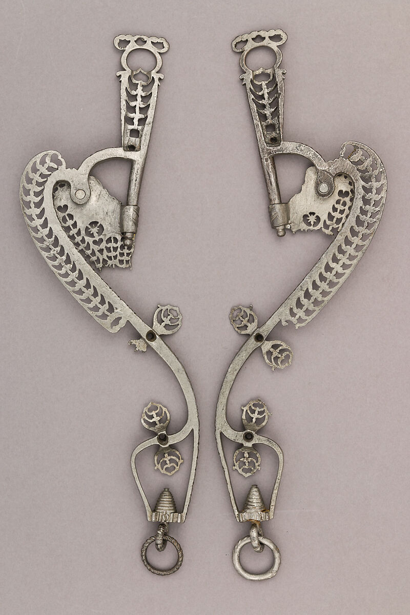 Cheekpieces of a Curb Bit, Iron alloy, tin, German, Munich