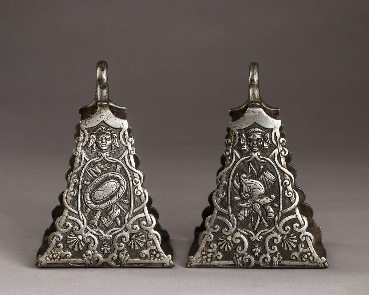 Pair of Stirrups, Iron alloy, gold, Italian