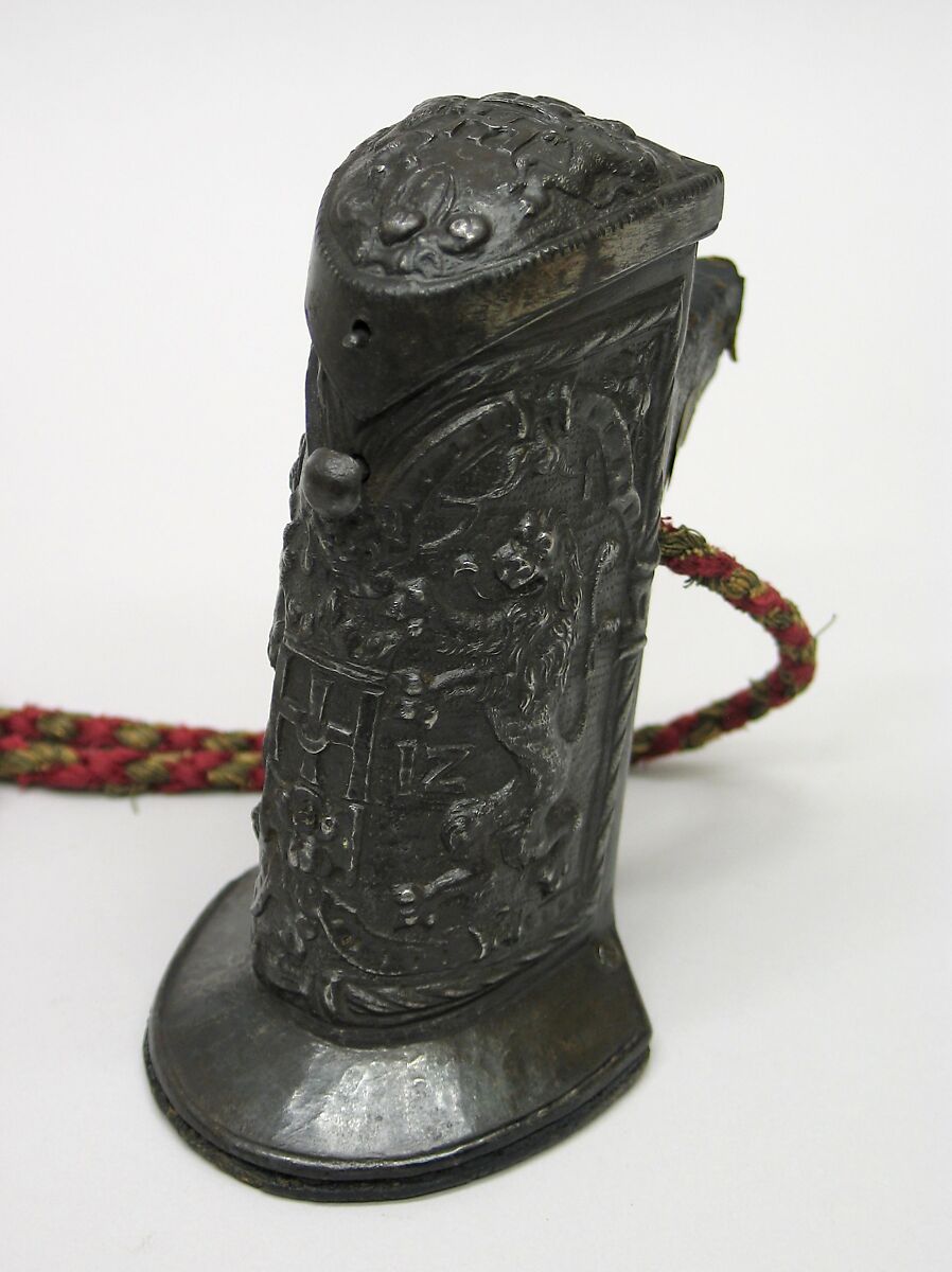 Cartridge Box, Iron, leather, textile, metallic thread, German