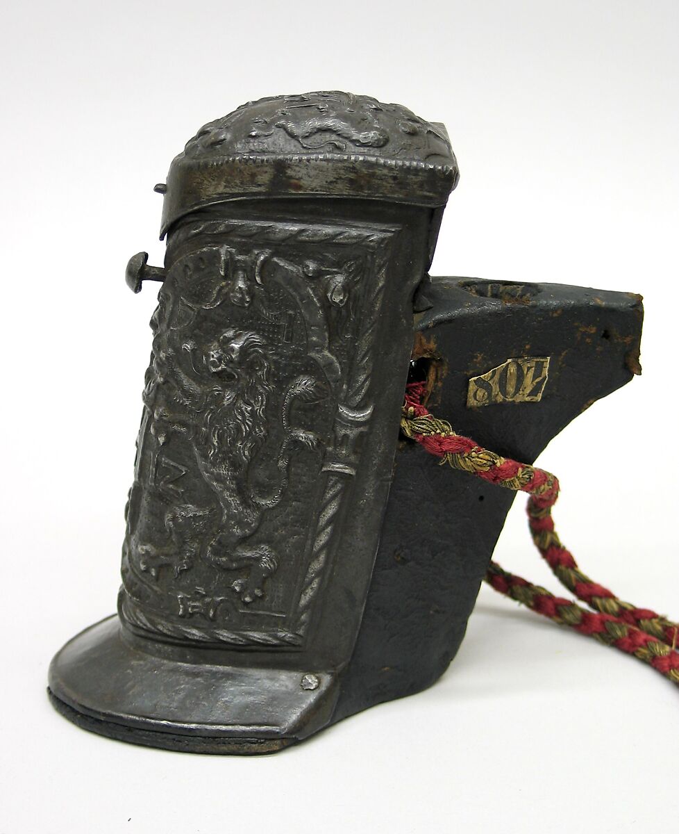 Cartridge Box, Iron, leather, textile, metallic thread, German