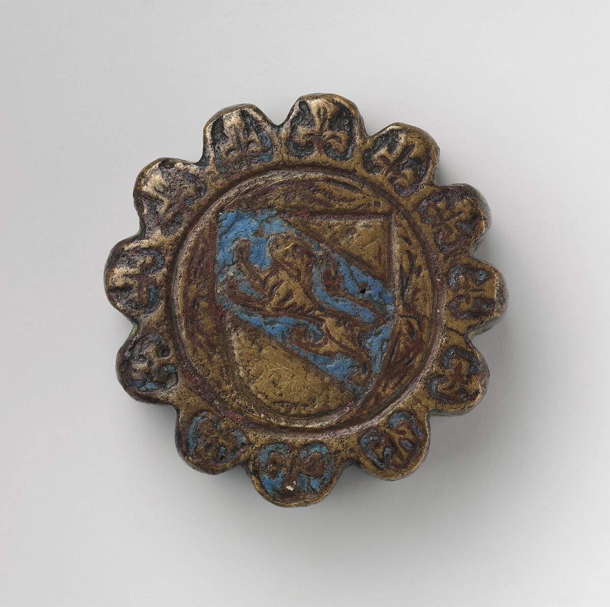 Round Dagger Pommel with Scalloped Edges, Copper alloy, enamel, French