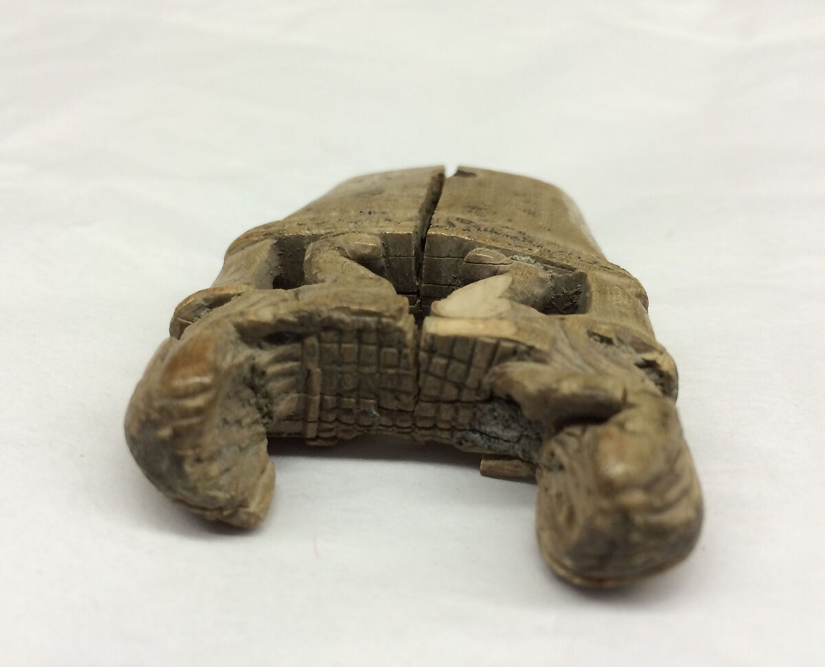 Dagger Pommel, Ivory, probably Northern Europe