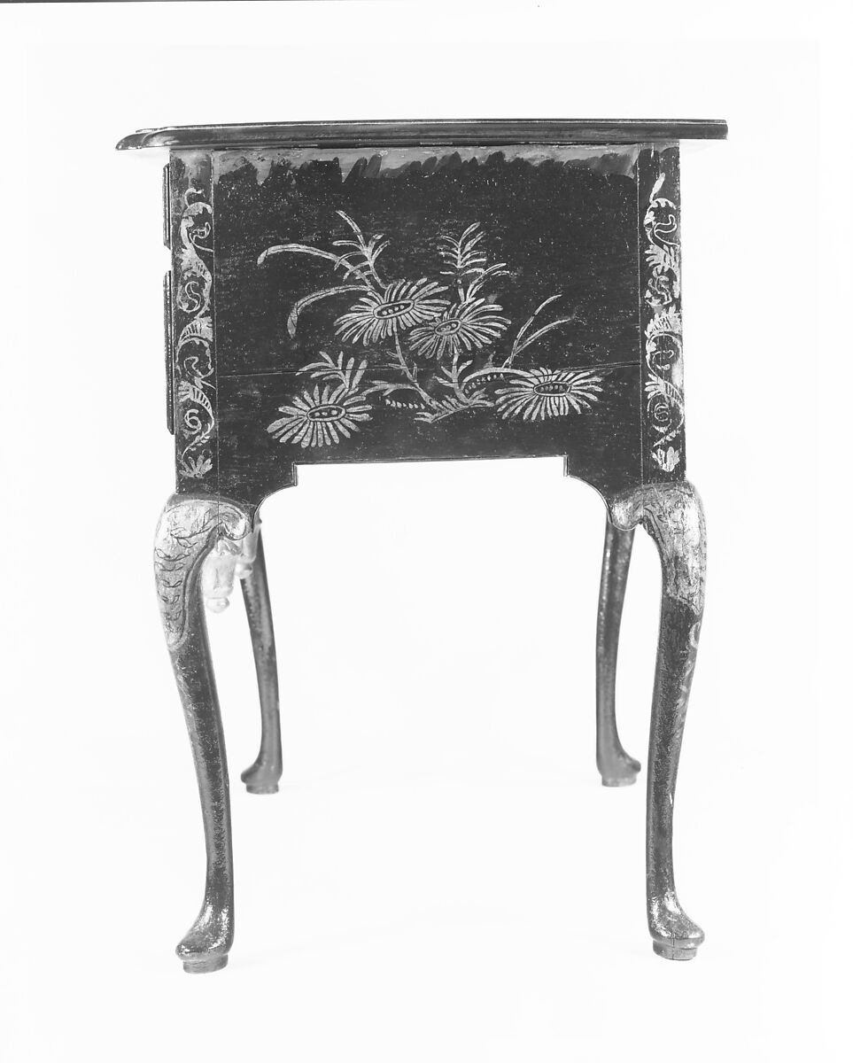 Dressing table, Japanned maple, japanned white pine, white pine, japanned birch; brass, American