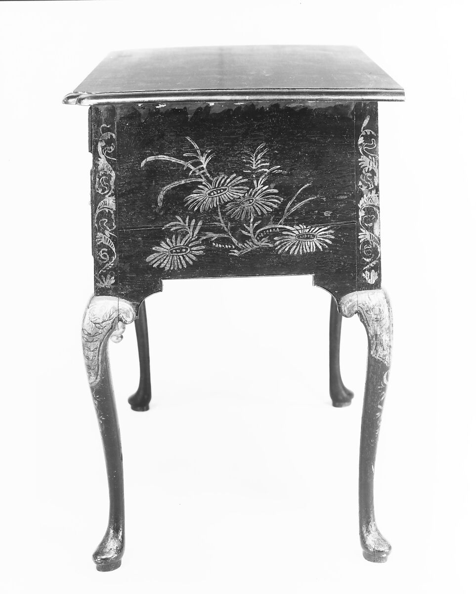 Dressing table, Japanned maple, japanned white pine, white pine, japanned birch; brass, American