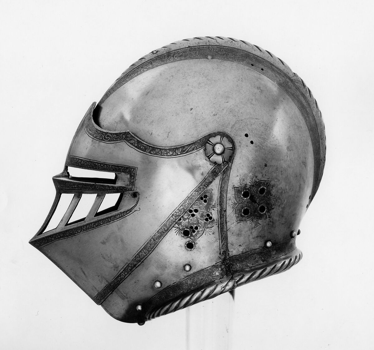 Helmet, Steel, gold, German 