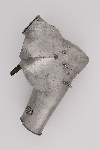 Outer Plate of a Forearm Defense (Vambrace)