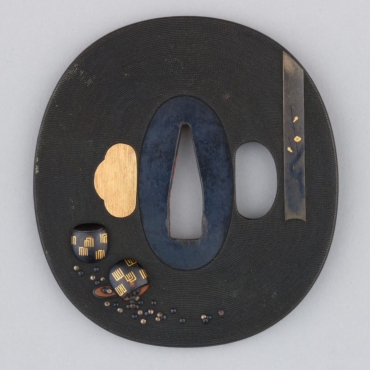 Sword Guard (Tsuba), Copper-gold alloy (shakudō), copper-silver alloy (shibuichi), gold, copper, Japanese