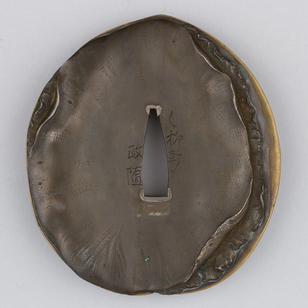 Sword Guard (Tsuba), Copper alloy (sentoku), copper-silver alloy (shibuichi), silver, gold, copper-gold alloy (shakudō), copper, Japanese