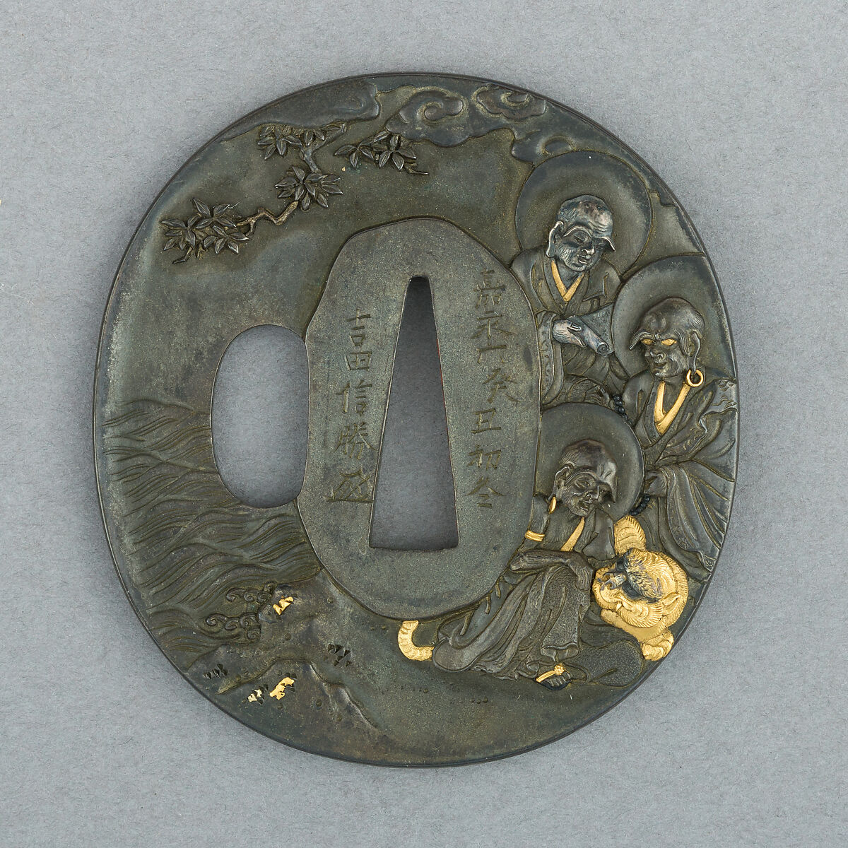 Sword Guard (Tsuba), Copper-silver alloy (shibuichi), silver, gold, copper-gold alloy (shakudō), Japanese