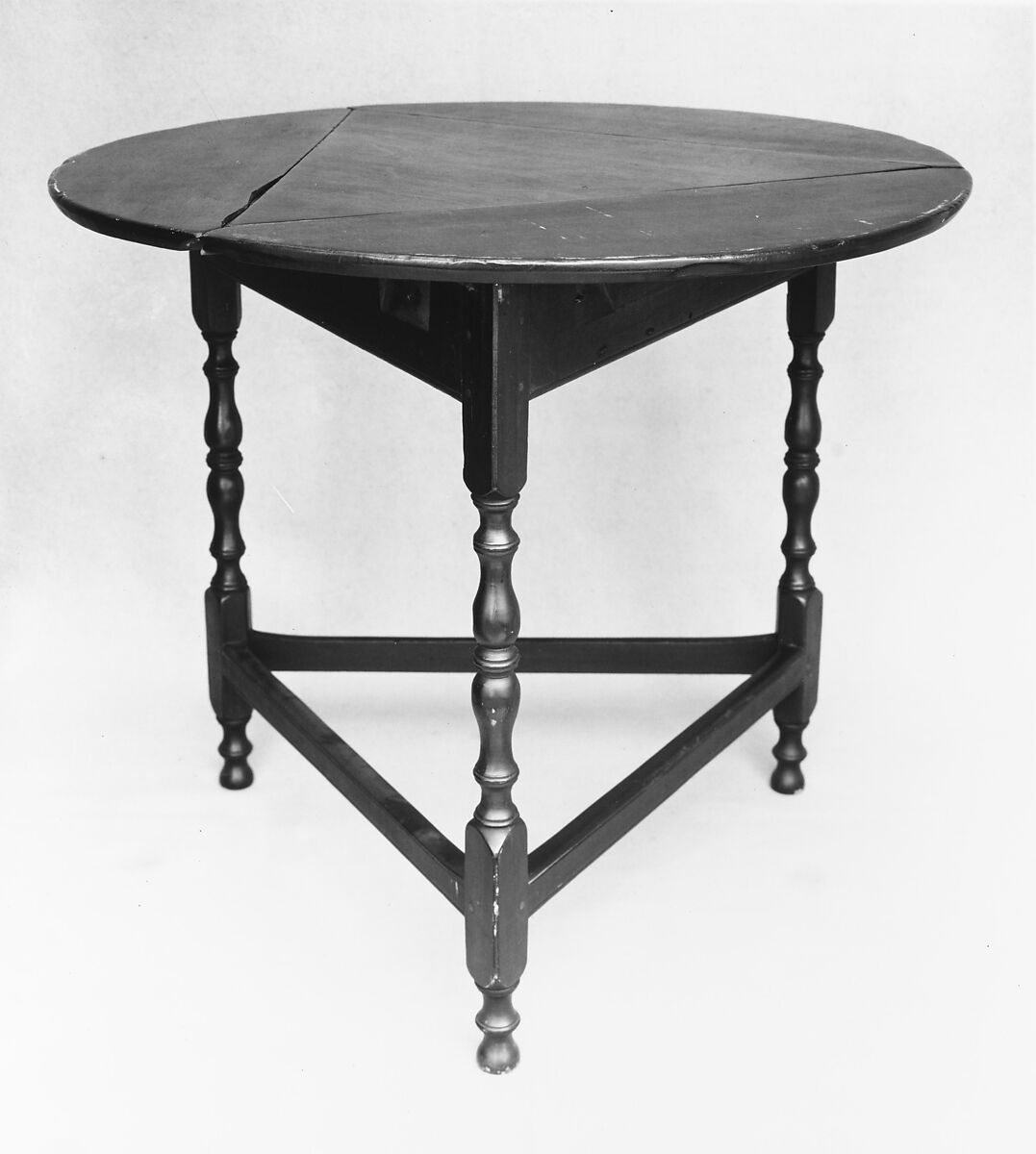 Drop-leaf Table, Mahogany, American 