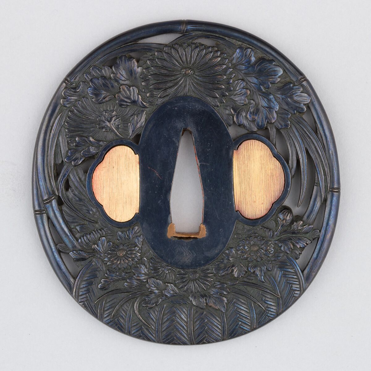 Sword guard (<i>Tsuba</i>) with Flower Basket Motif (花籠図鐔), Copper-gold alloy (shakudō), copper, gold, Japanese