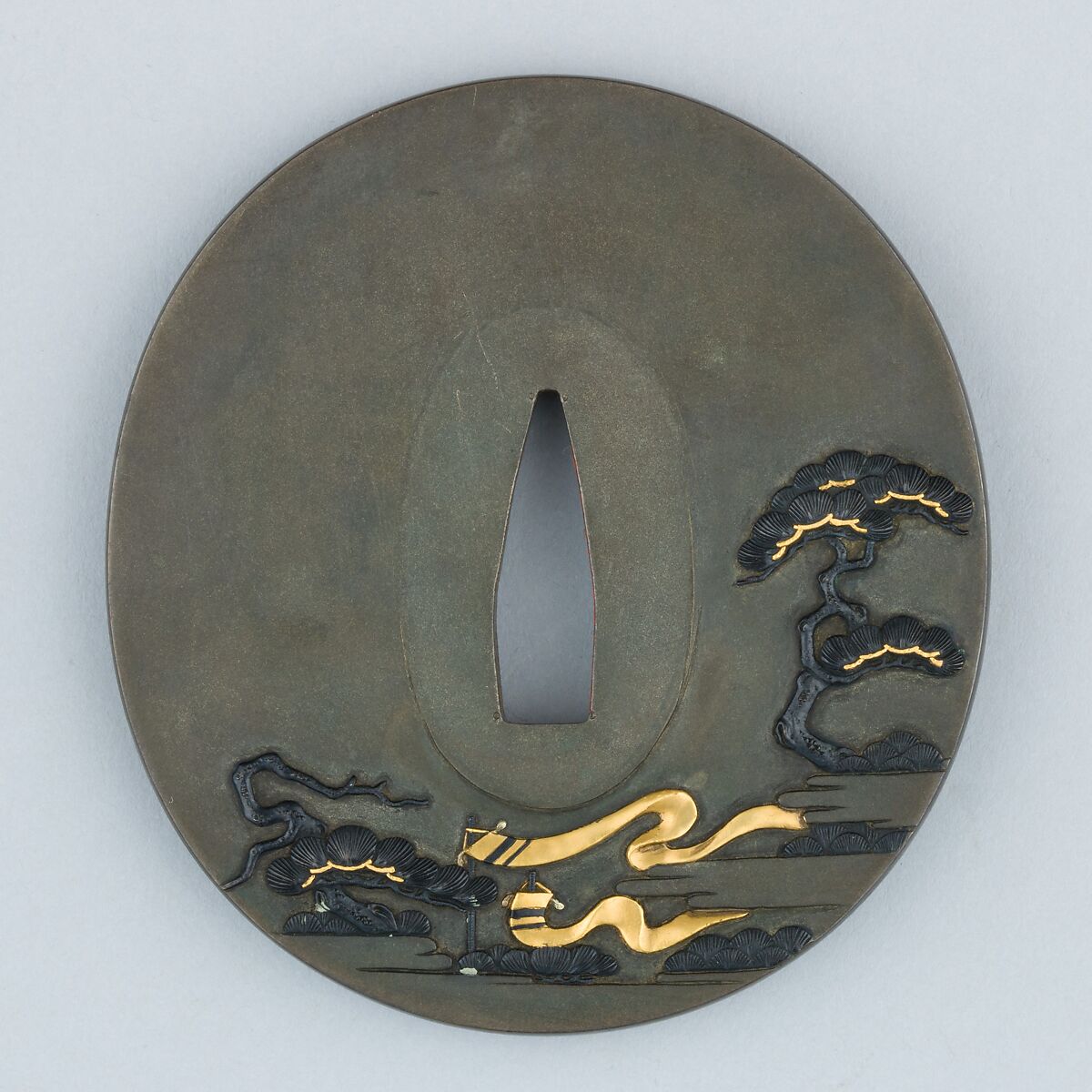 Sword Guard (Tsuba), Copper-silver alloy (shibuichi), gold, copper, copper-gold alloy (shakudō), Japanese