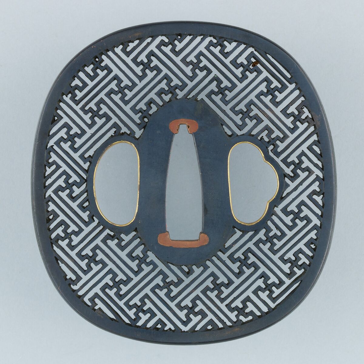 Sword Guard (Tsuba), Copper-gold alloy (shakudō), copper, Japanese