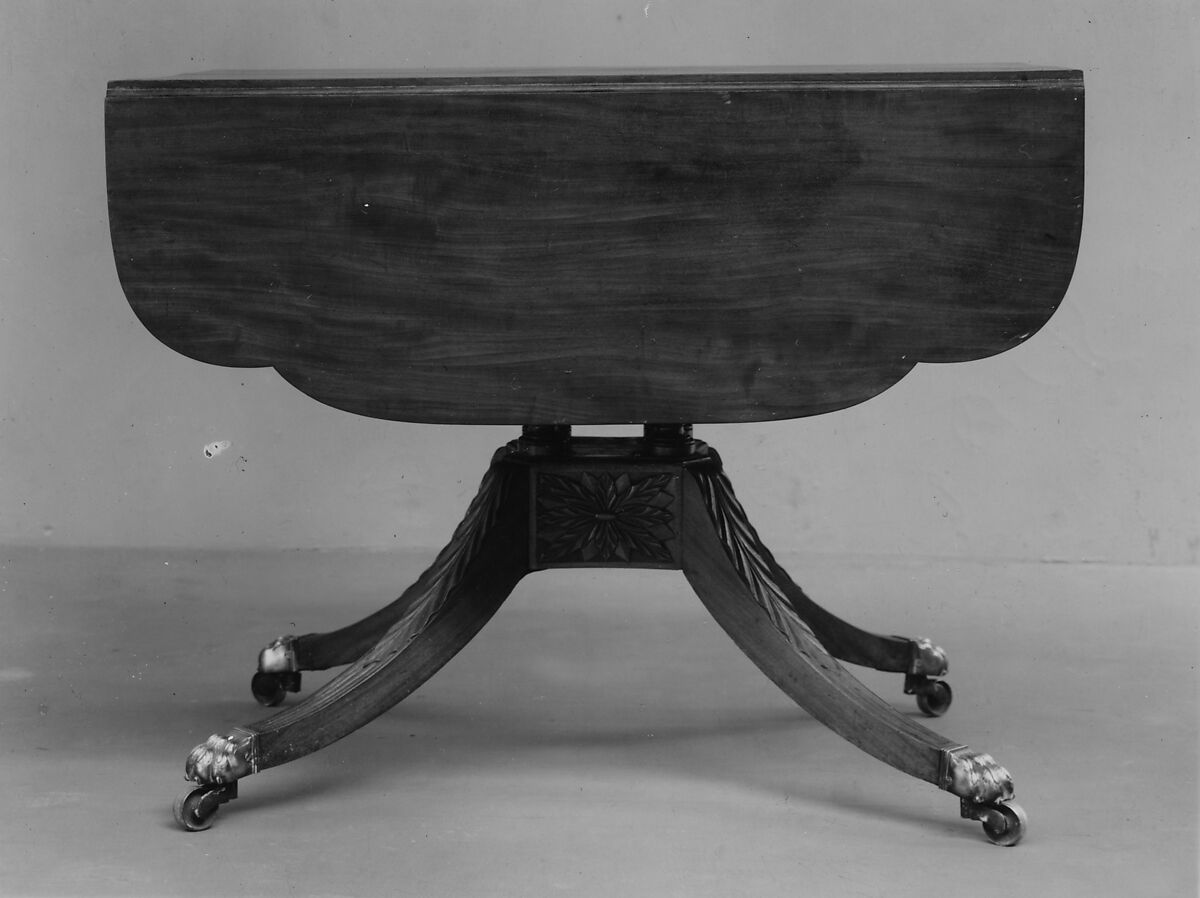 Drop-leaf Pembroke Table, Attributed to the Workshop of Duncan Phyfe (American (born Scotland), near Lock Fannich, Ross-Shire, Scotland 1768/1770–1854 New York), Mahogany, white pine, cherry, American