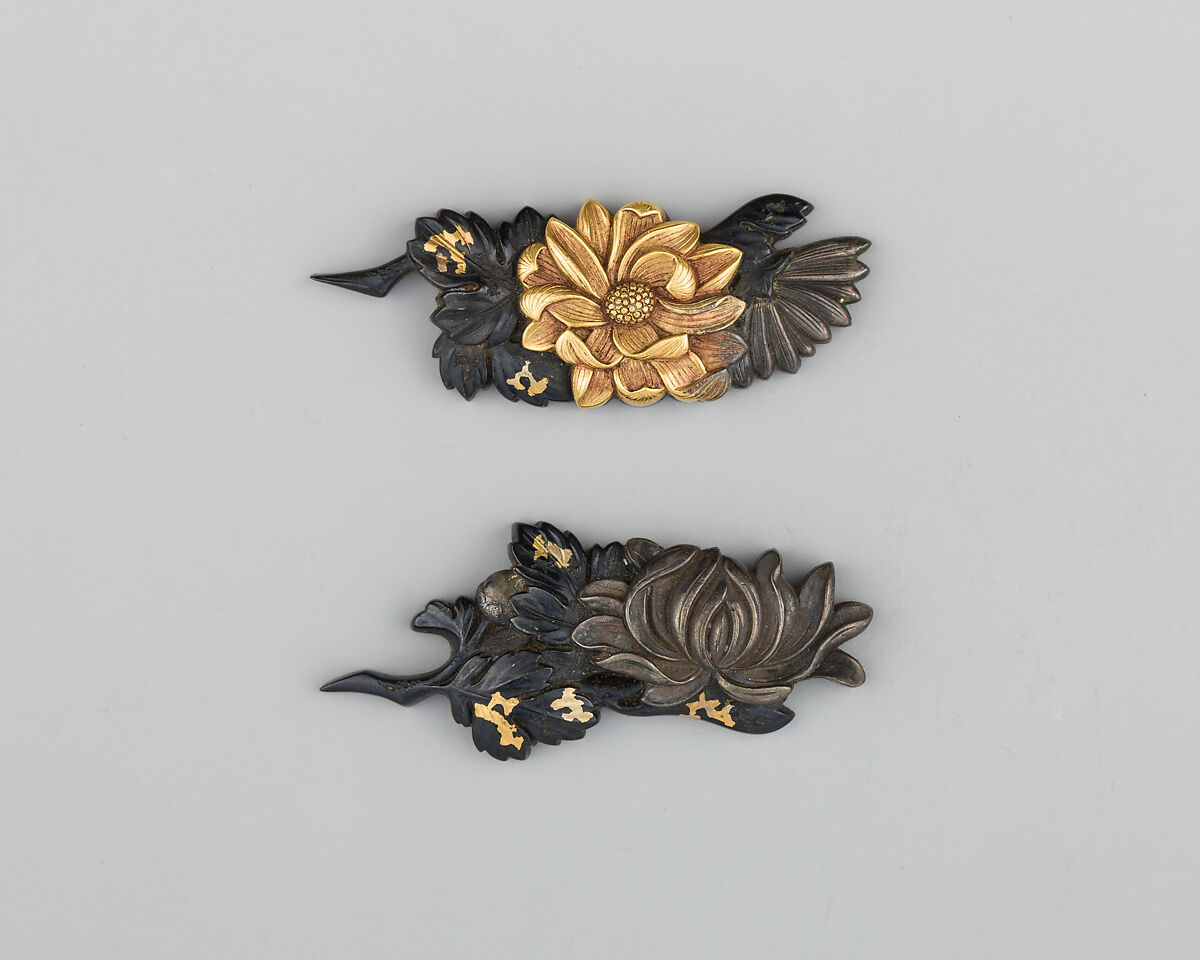 Pair of Sword-Grip Ornaments (Menuki), Copper-gold alloy (shakudō), gold, copper-siver alloy (shibuichi), Japanese 