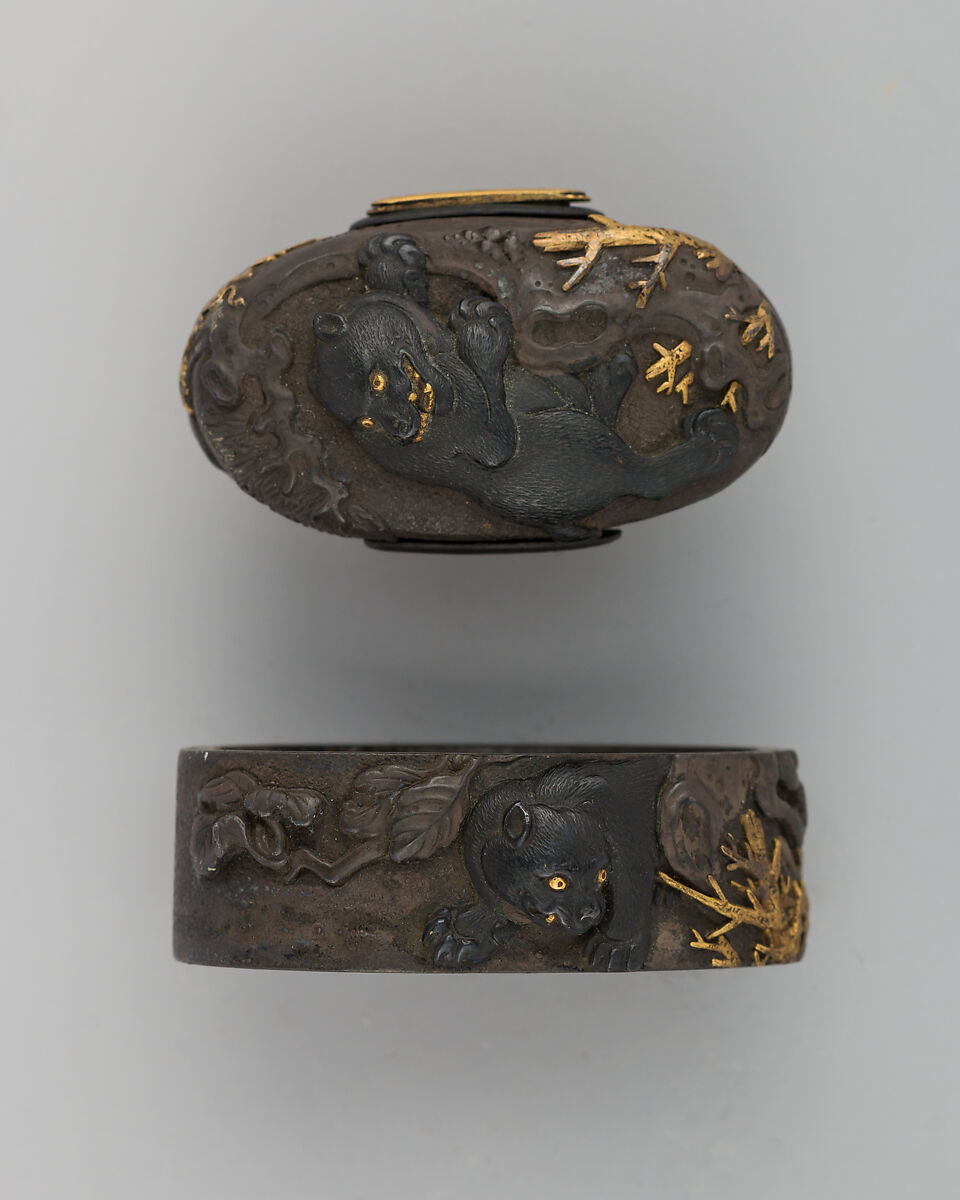 Sword-Hilt Collar and Pommel (Fuchigashira), Copper-silver alloy (shibuichi), copper-gold alloy (shakudō), gold, Japanese 