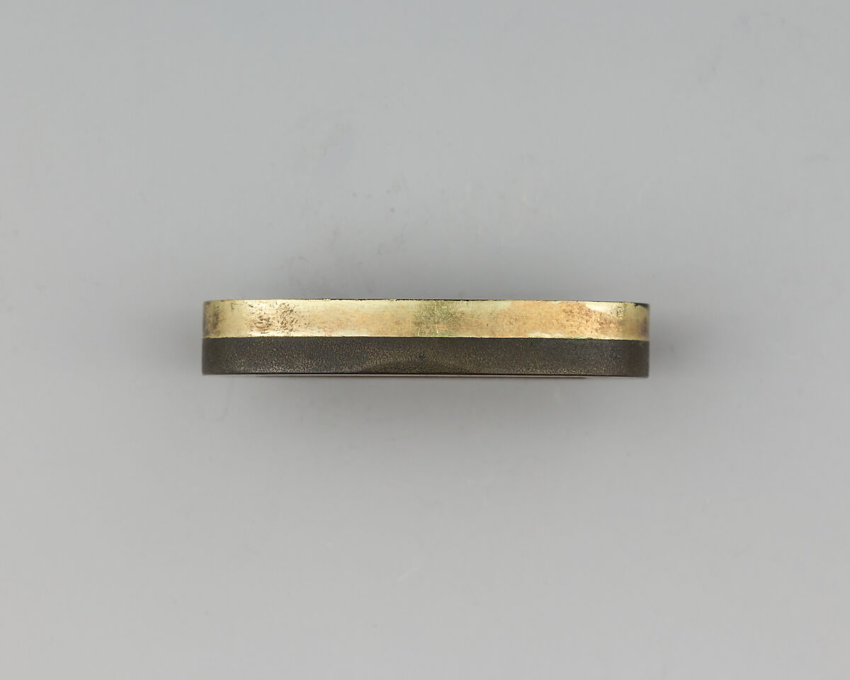 Sword-Hilt Collar (Fuchi), Copper-silver alloy (shibuichi), copper-gold alloy (shakudō), gold, Japanese 
