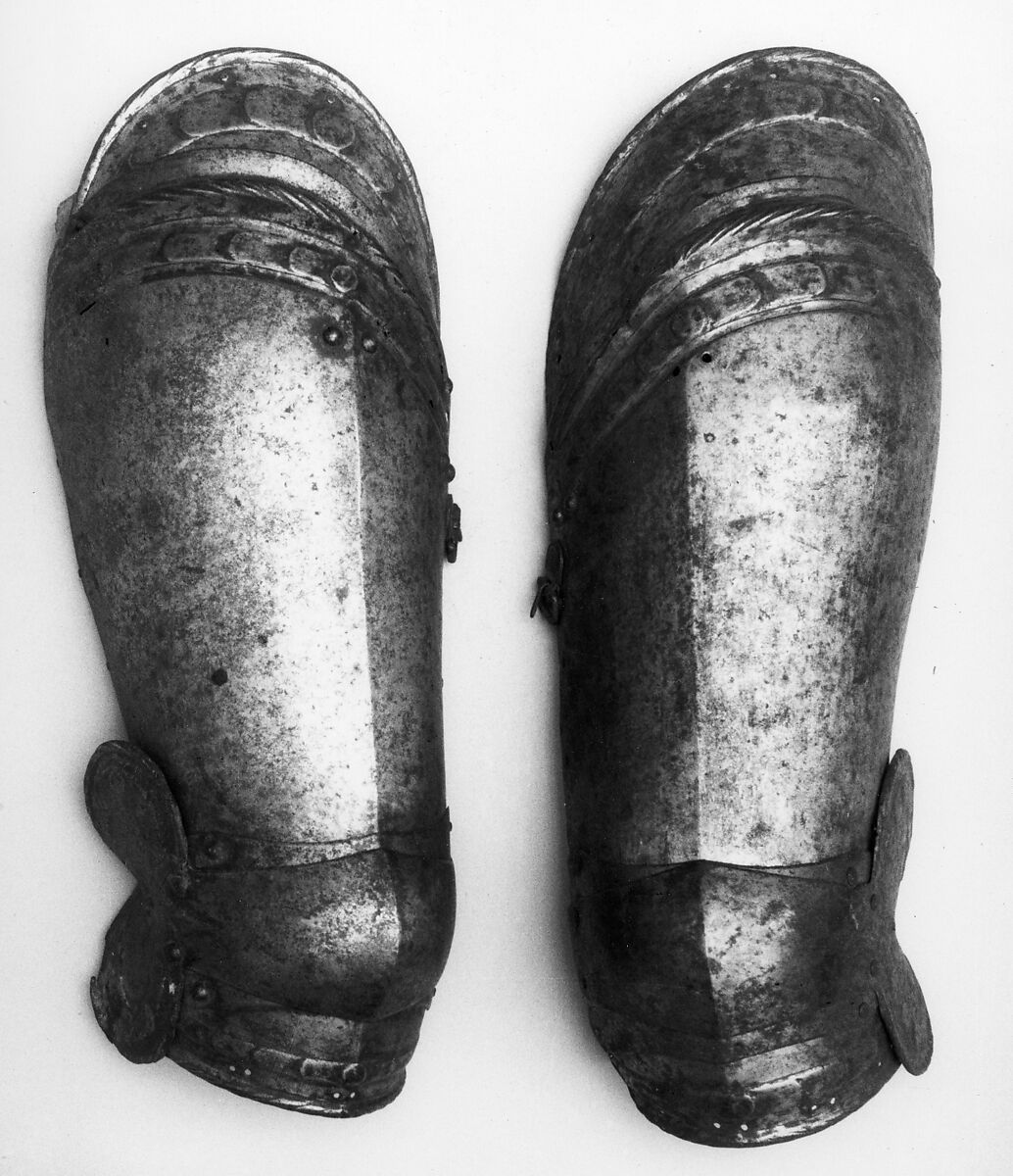Pair of Thigh Defenses (Cuisses) with Knee Defenses (Poleyns), Steel, German 
