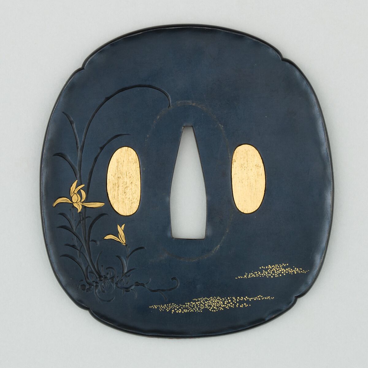 Sword Guard (<i>Tsuba</i>), Copper-gold alloy (shakudō), gold, silver, copper, Japanese 