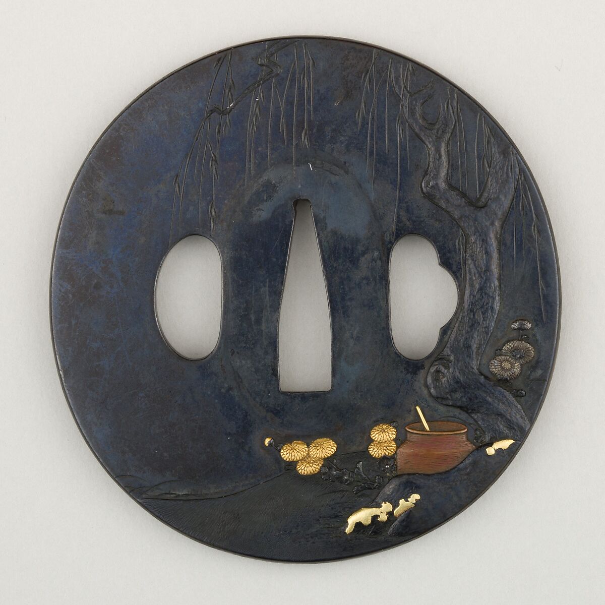 Sword Guard (<i>Tsuba</i>), Copper-gold alloy (shakudō), bronze, gold, copper, Japanese