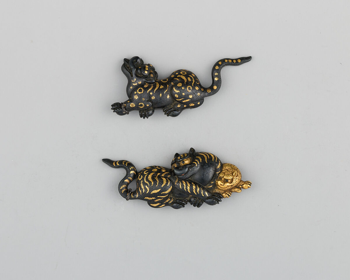 Pair of Sword-Grip Ornaments (Menuki), Gold, copper-gold alloy (shakudō), copper, Japanese 