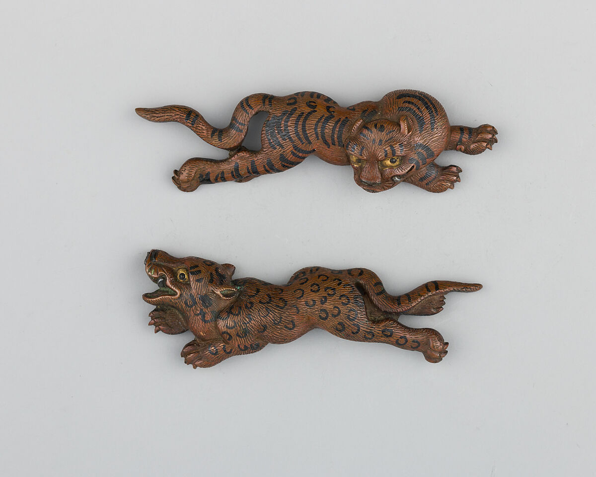 Pair of Sword-Grip Ornaments (Menuki), Copper, gold, silver, copper-gold alloy (shakudō), Japanese 