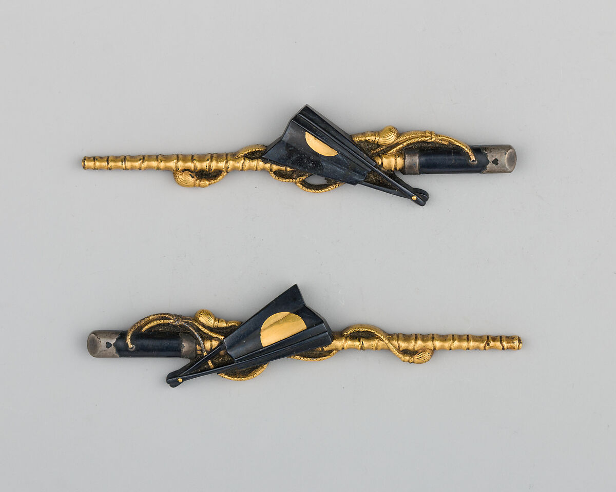 Pair of Sword-Grip Ornaments (Menuki), Copper-gold alloy (shakudō), gold, silver, Japanese 