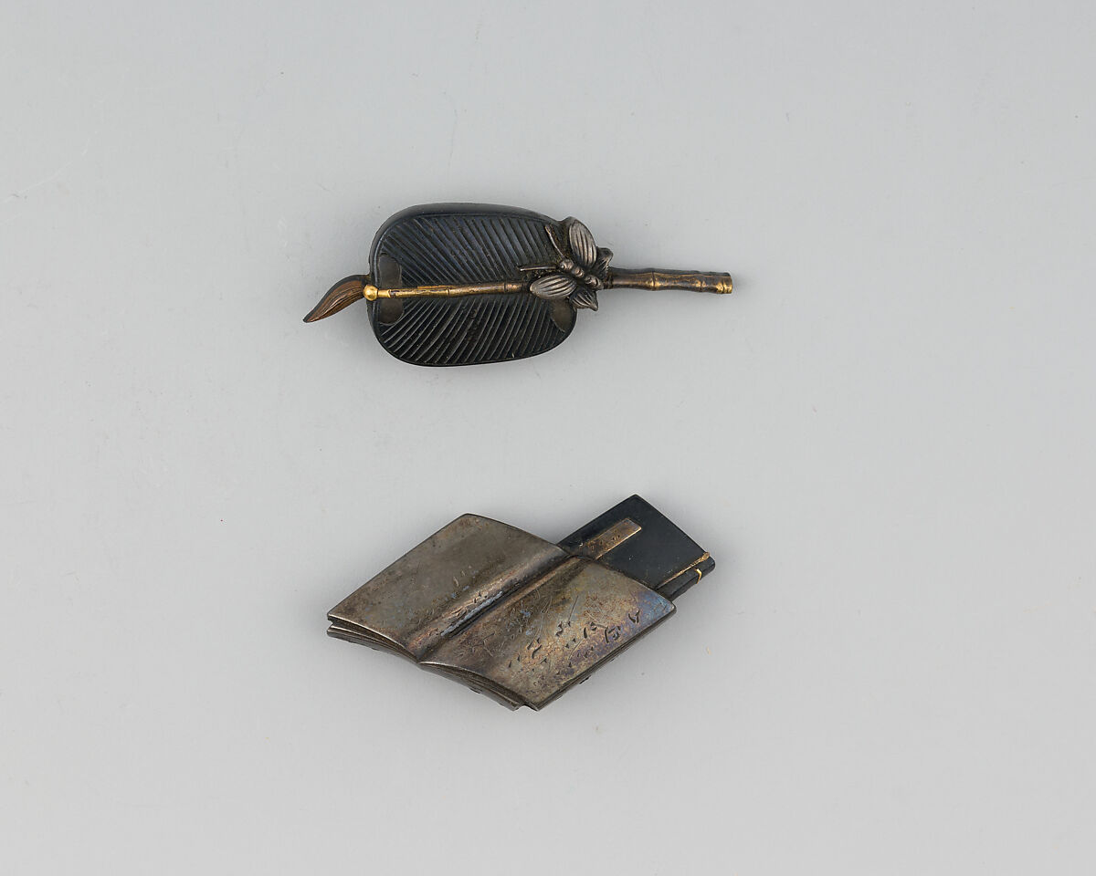 Pair of Sword-Grip Ornaments (Menuki), Copper-gold alloy (shakudō), silver, gold, copper, Japanese 