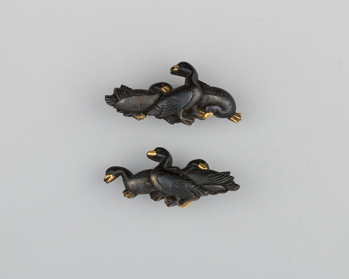 Pair of Sword-Grip Ornaments (Menuki), Copper-silver alloy (shibuichi), gold, copper-gold alloy (shakudō), Japanese 