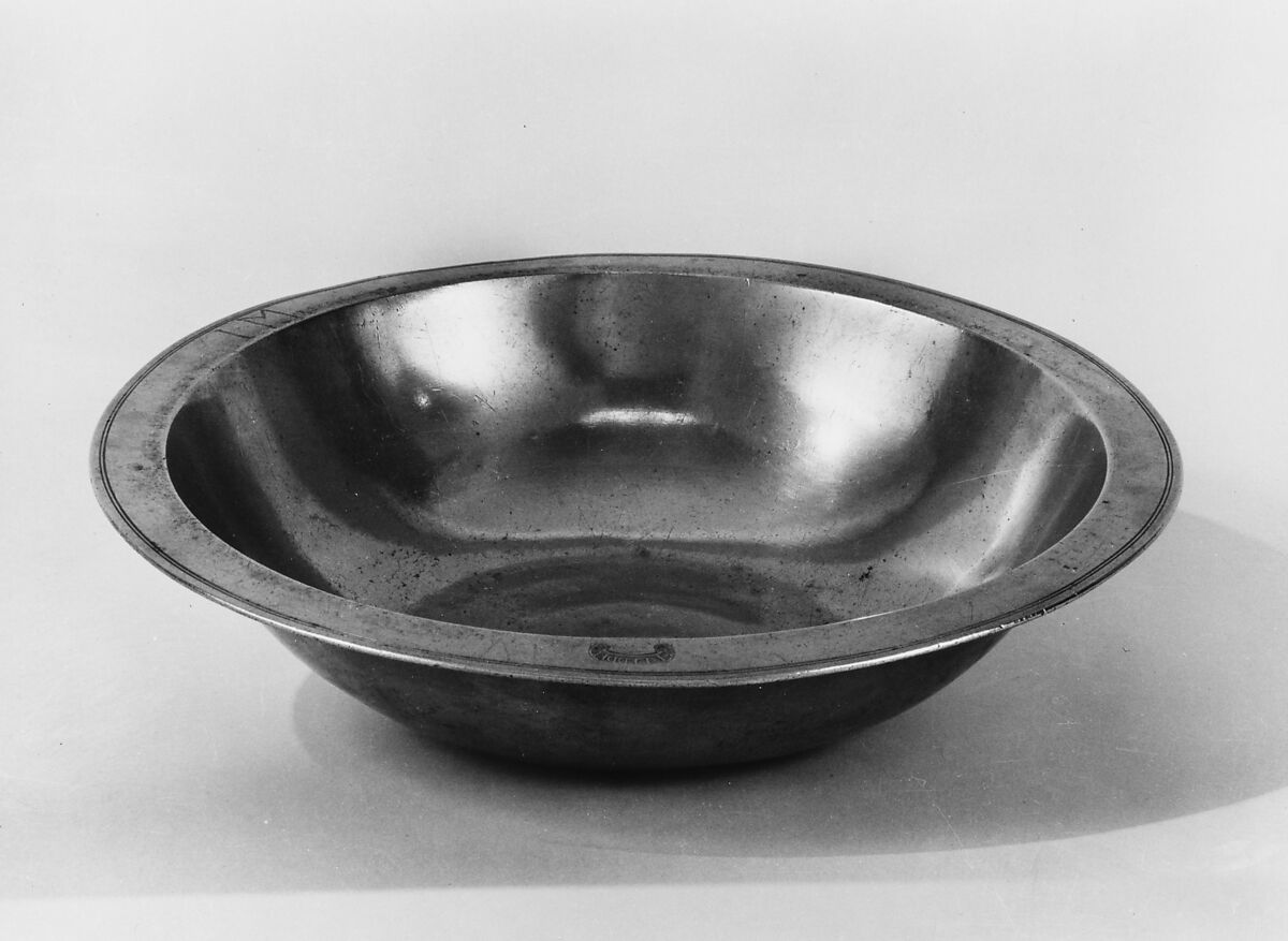 Basin, Attributed to Joseph Leddel Sr. (ca. 1690–1754), Pewter, American 