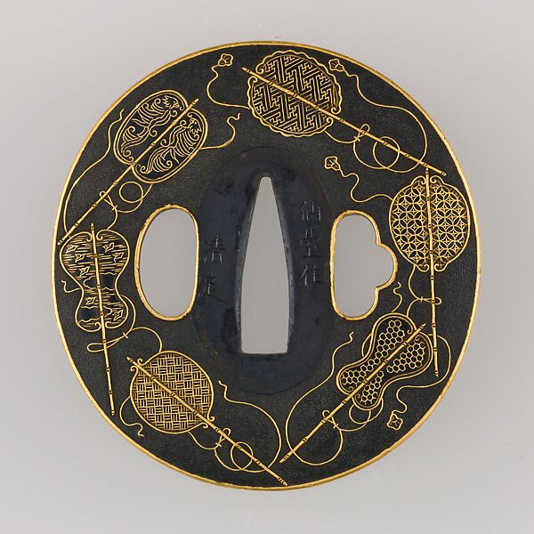 Sword Guard (Tsuba), Copper-gold alloy (shakudō), gold, copper, Japanese 