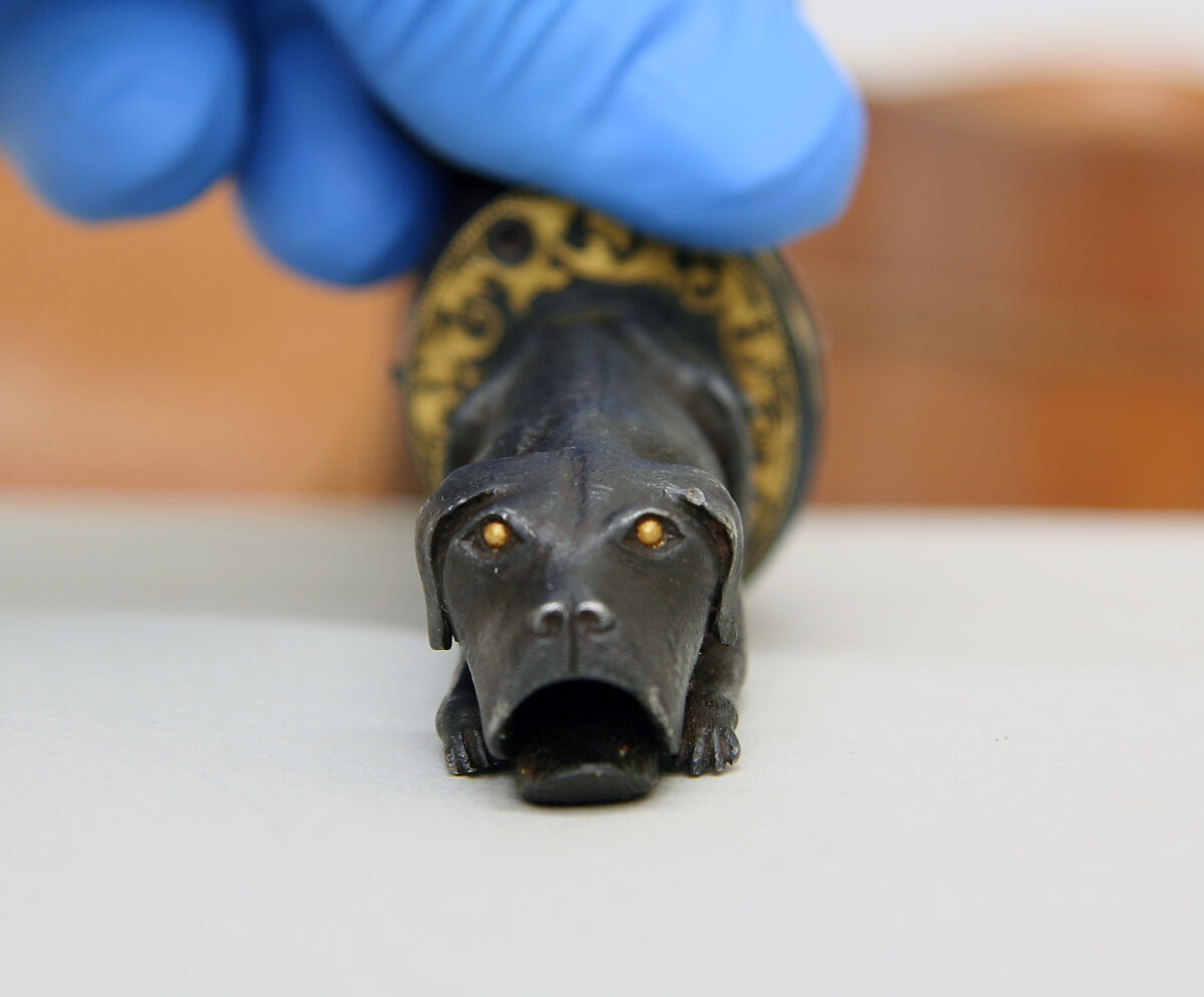 Shot bag (<i>Perdigonera</i>), Leather, iron, gold, Spanish