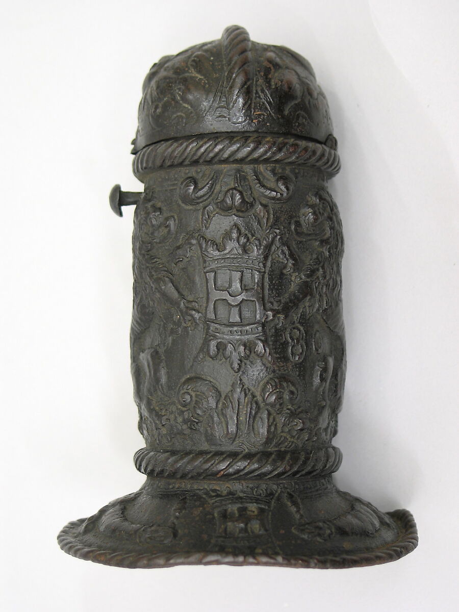 Cartridge Box, Iron, wood, copper alloy, German, Brunswick