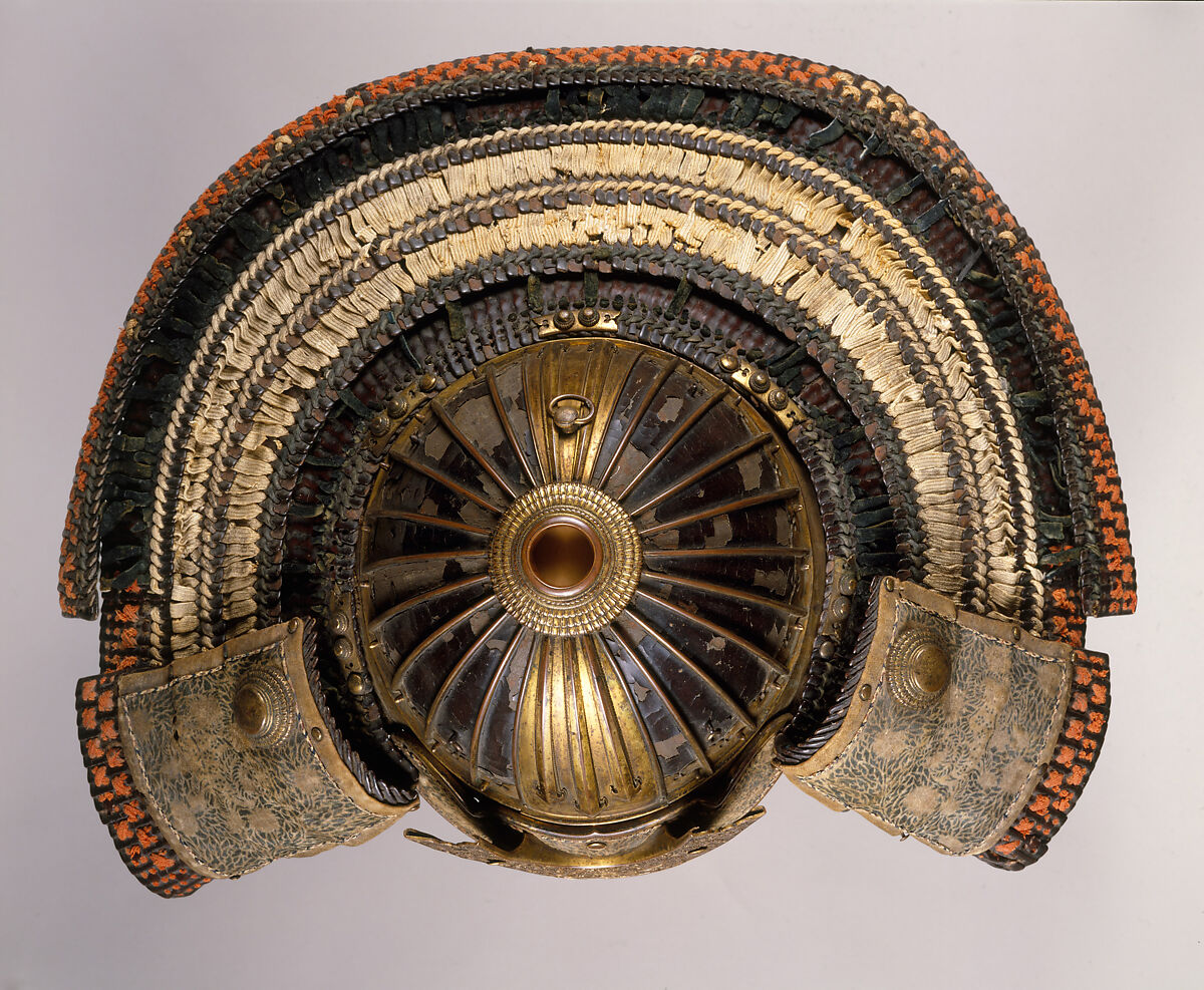 Armor (<i>Yoroi</i>) of Ashikaga Takauji (1305–1358), Iron, leather, lacquer, silk, copper, gold, pigments, Japanese