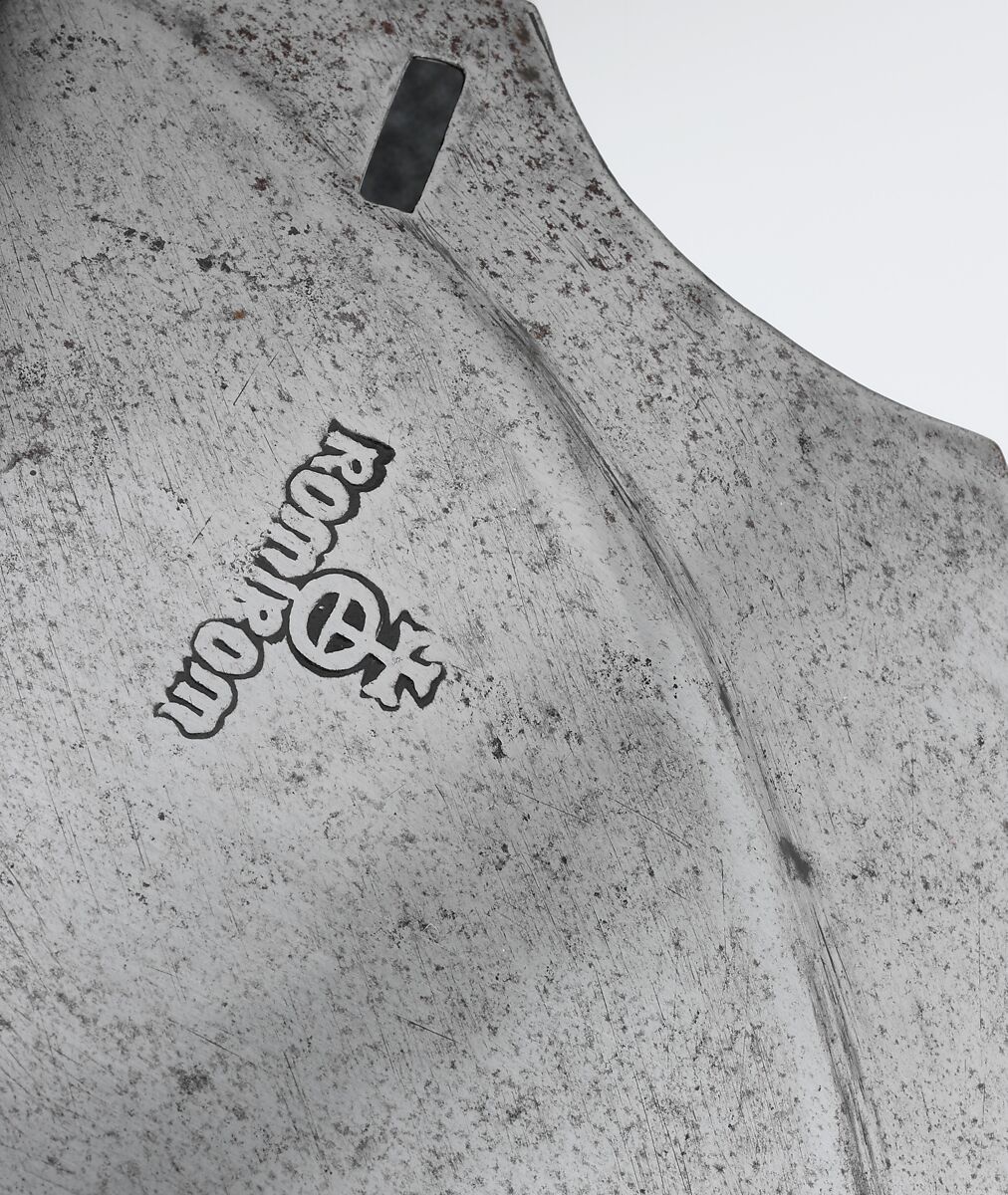 Shaffron and Crinet (Horse's Head and Neck Defenses), Attributed to Romain des Ursins (Italian, Milan, recorded in Lyon 1493–95), Steel, textile, Franco-Italian