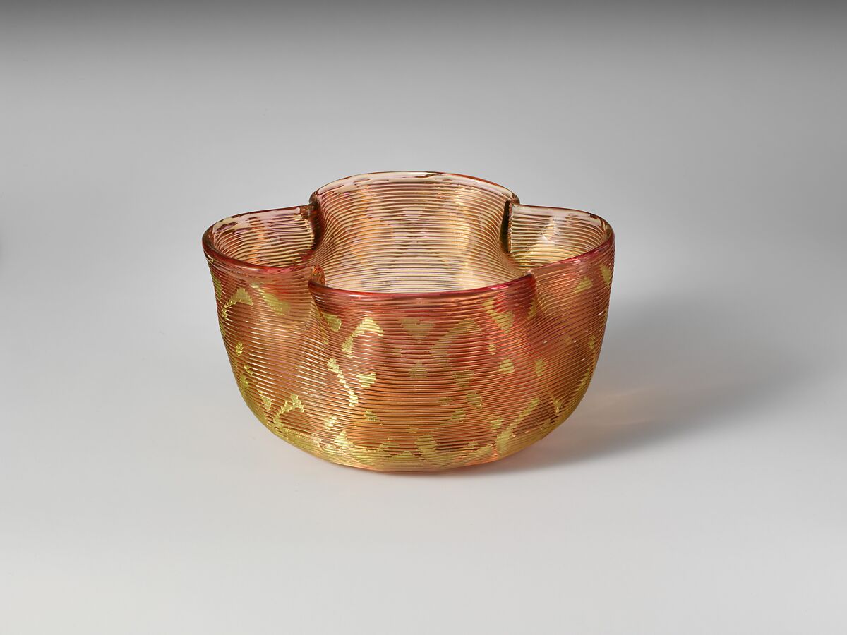 Finger Bowl, Possibly Boston &amp; Sandwich Glass Company (American, 1825–1888, Sandwich, Massachusetts), Blown amber glass with applied threaded decoration, American 