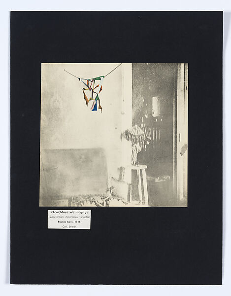 Boîte-en-valise (De ou par Marcel Duchamp ou Rrose Sélavy), Marcel Duchamp (American (born France), Blanville 1887–1968 Neuilly-sur-Seine), Sixty-eight miniature replicas and reproductions of works by Duchamp in a cloth-covered cardboard box